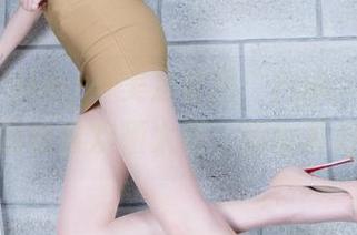 Beautyleg – 美足套图：Yun，原来你的脚也喜欢晒太阳，皮肤真好！