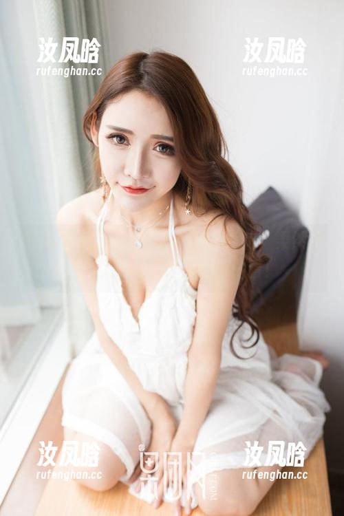 GIRLT果团网 - 王语纯粉色合集，果然是没有圣光的夺目，值得一看！