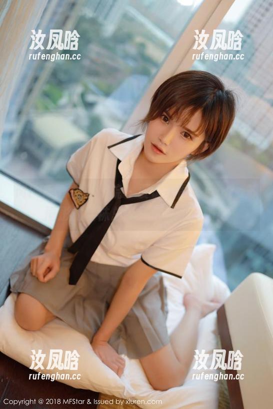 MFStar模范学院 - 要说美图，Laura苏雨彤的丝袜总能意外搅动心潮！