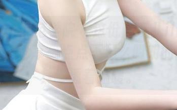 MFStar模范学院 – 这份唐琪儿il的内衣写真集，分享一点点不那么明朗的暗示，其实透着温暖。