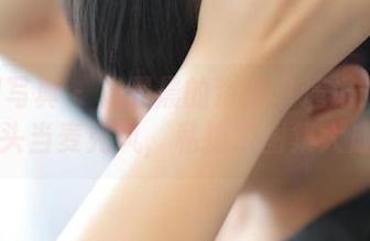 ROSI写真 – 杨晨晨的浴室奇遇记：把水龙头当麦克风，私拍原图集大成！