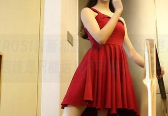 宜家ROSI最新和服图片，貌似这些服饰应该是只能远观不可亵玩焉吧？