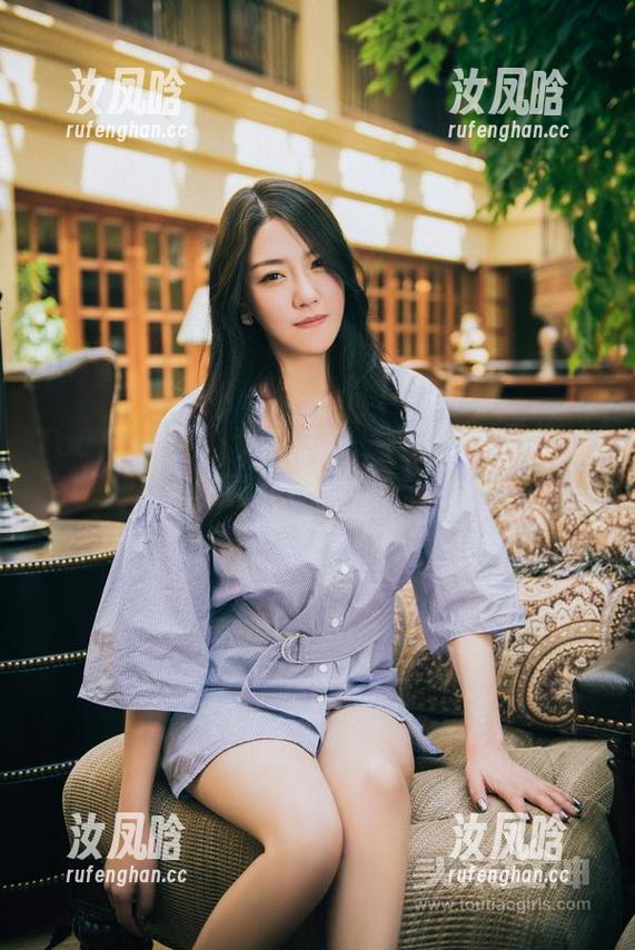 TouTiao头条女神 - 试试李丽莎的婚纱全套，没企图你别担心！