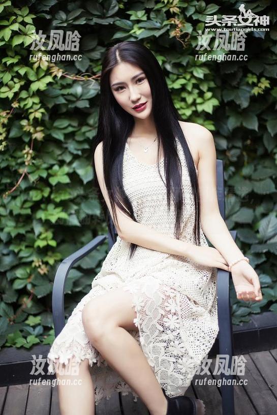 TouTiao头条女神 - 蔡老师的图库精选，剧情翻转比我吃的薯条还快！