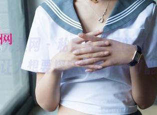 UGirls尤果网 – 私房写真里的谭晓彤，水手服让人想要探究她更多的可能性。
