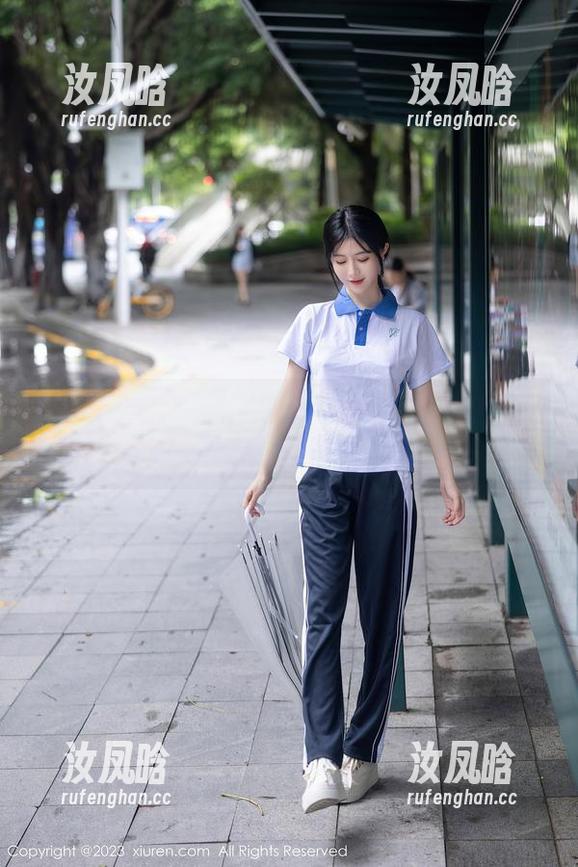 Xiuren秀人网 - 任莹樱的圣诞图册，瞧瞧她是怎么把冰冷日子变得热乎乎的。