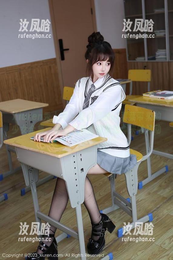 Xiuren秀人网 - 吃白菜的vi菜菜带来的少女合集：看完之后绝对有想再来的冲动！