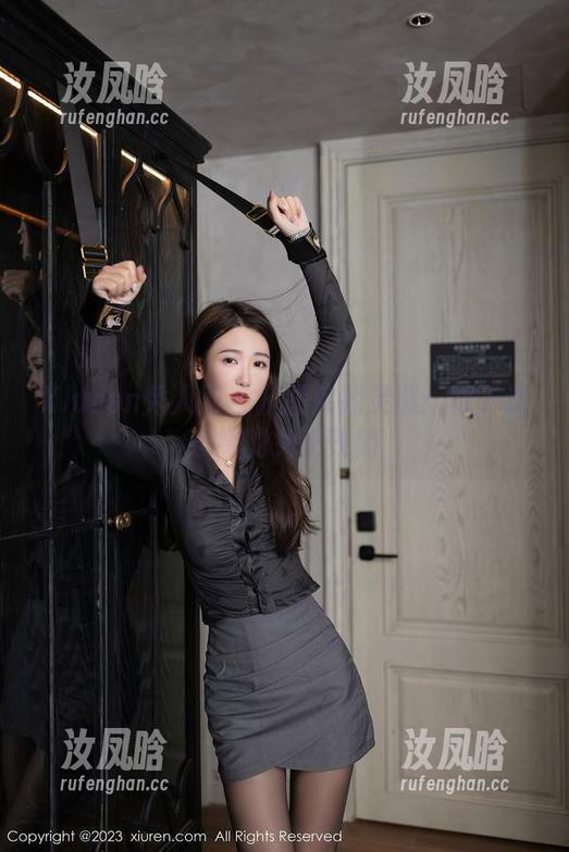 Xiuren秀人网 - 从图库找灵感：林子遥演绎的女王气势