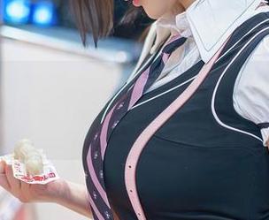 Xiuren秀人网 – 说是日常，其实艾栗栗栗栗栗栗吖的精选作品超乎想象。