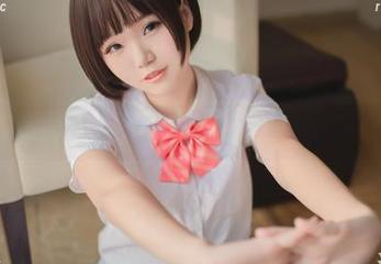 Yoko宅夏在天台玩更新，套图里藏着小惊喜