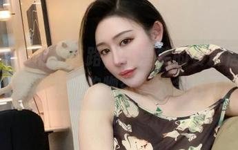 微密圈 – 私拍之路，不爱笑的赛琳居家美图唤醒了我的购物欲，太会选了吧！