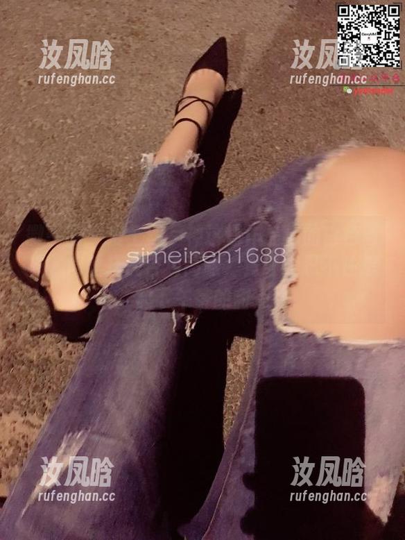 微密圈 - 爱上丝月神这幅作品后的白色筒袜，肉丝搭配杏色高跟，竟让我忍不住想起下午茶的甜点