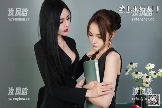 丽柜 - 尔尔的秘书干活了，不含圣光的图包来了！
