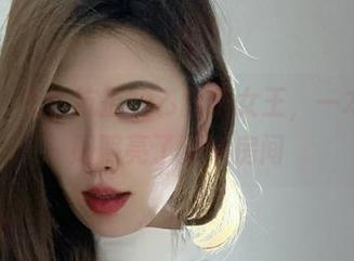微密圈 – 难以抗拒的乙醇子女王，一本高清图册照亮了整个房间