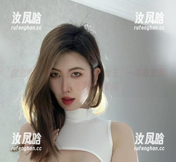微密圈 - 难以抗拒的乙醇子女王，一本高清图册照亮了整个房间