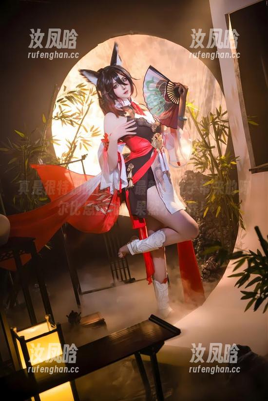 真是很特别的图集—最新夏夏子带来的阿尔比恩旗袍，果然不一样！