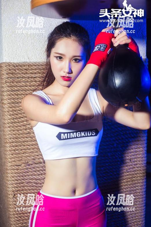 头条女神 - 崔昭妍兔女郎出道，可能再也不想吃胡萝卜了，只想看美图！