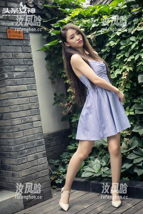 头条女神 - 图册盖起的文雪海风：边走边想，不知能不能找到贝壳