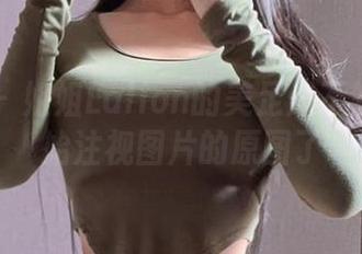 微密圈 – 姐姐Lalion的美足：不知不觉开始注视图片的原图了