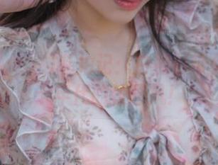 姜仁卿(강인경)私拍记：白衬衫带你回到九十年代的校园风！