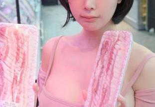 这组比基尼写真，姜仁卿(강인경)原图里竟有一丝“不小心”的诱惑？