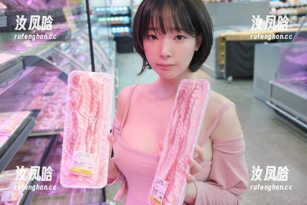 这组比基尼写真，姜仁卿(강인경)原图里竟有一丝“不小心”的诱惑？