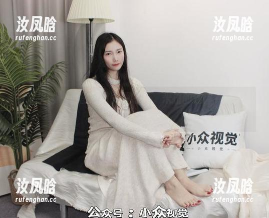 小众视觉 - 看图包前先深呼吸，米拉的连体衣让人忍俊不禁！