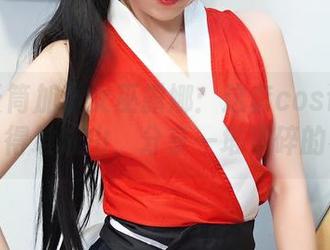 蕾丝长筒加小女巫露娜：这套cos让人想说的多得堆成山，分享一堆零碎的看法。