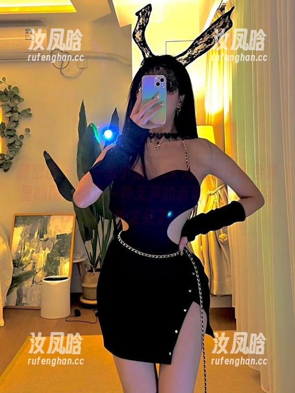 微密圈 - 每一张小猫咪ck无圣光白色合集里的图，都是一种无声的诉说，太适合让我发呆了。