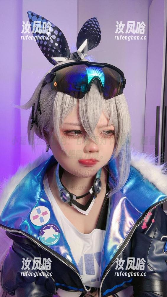 小瑶幺幺的图包：甘雨海灯节礼服，越看越想撇开眼。