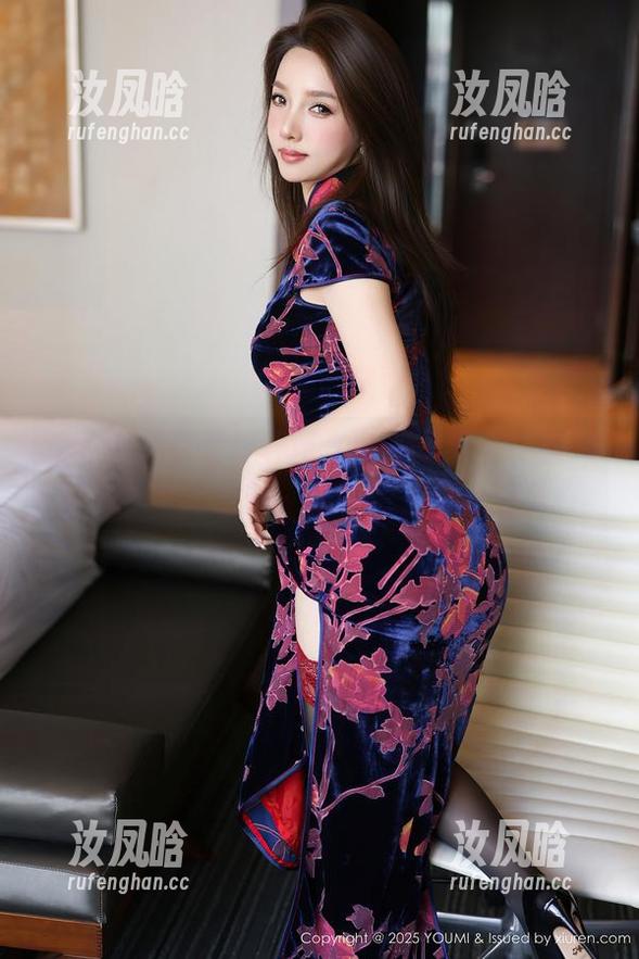 尤蜜荟 - 看着宋梓诺Bee的职业装，我发现图包能引发的一场争论，真心好玩！