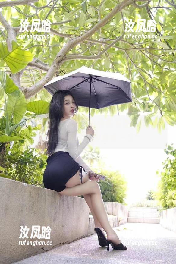 微密圈 - 看徐珺大哥的性感写真合集，哪个角度才是真正的致命一击？