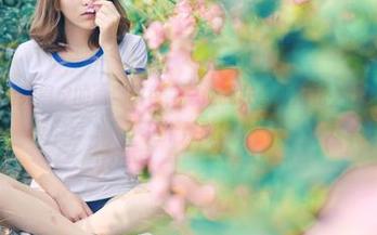 推女神 – 看乔恩夕的瑜伽图包，总让我联想到麻花，没白想，她真是个辣妹！