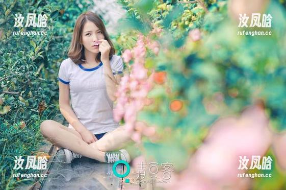 推女神 - 看乔恩夕的瑜伽图包，总让我联想到麻花，没白想，她真是个辣妹！