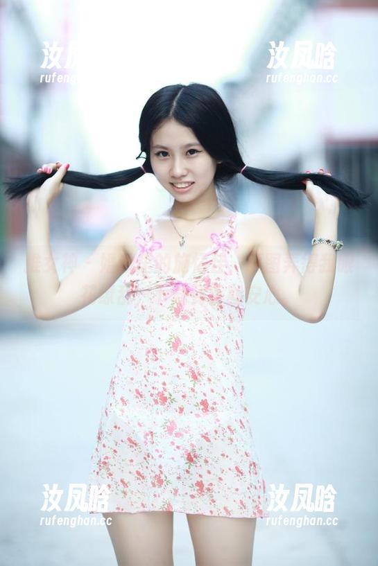 推女神 - 婚纱里的施忆佳，原图弄得我眼花缭乱，下载到手就安心。