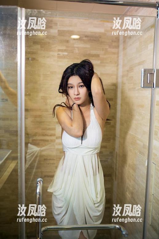 推女郎 - 图片中蕾丝的细节，让我在曾水的合集里转圈！