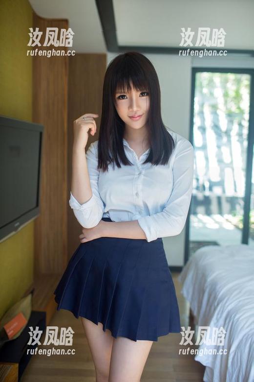 推女郎 - 艾栗栗的泳衣写真集，高清到可以数得出水滴数！
