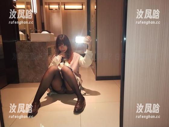 为啥无颜小天使wy总是这么有氛围？白色高清值得冷静去欣赏！
