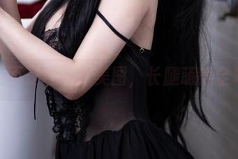 是三不是世w的美图，长腿萌翻全场！