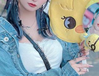 月城委员会的豹纹重现：你也该来试试cos外星人了吧