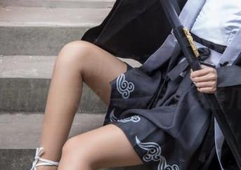 梦丝女神 – 最新和服来了，晓晓是不是被这款原图刷屏了？每天都想多看几眼。