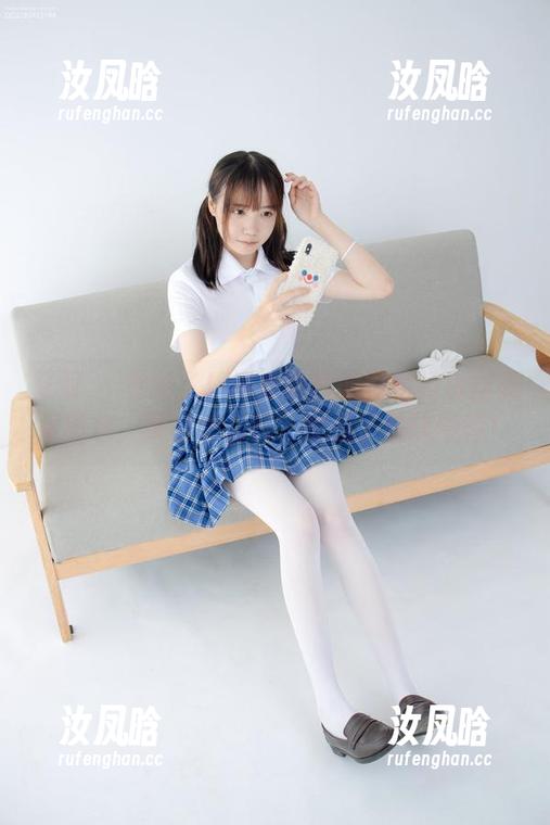 又双叒叕更新了！森萝财团的百稻裙白丝美足图包，没看怎么行？快点了结这期待！