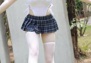 模范学院 – 皮衣当道：梦梵私房里的叛逆情愫合集