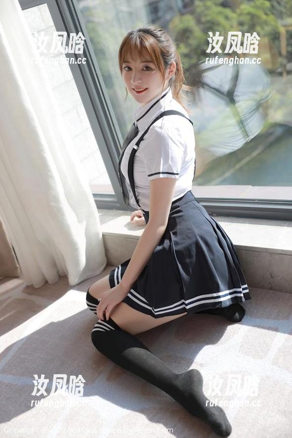 模范学院 - 看郑颖姗Bev的妹妹，高清美图一秒钟掳获你的目光！