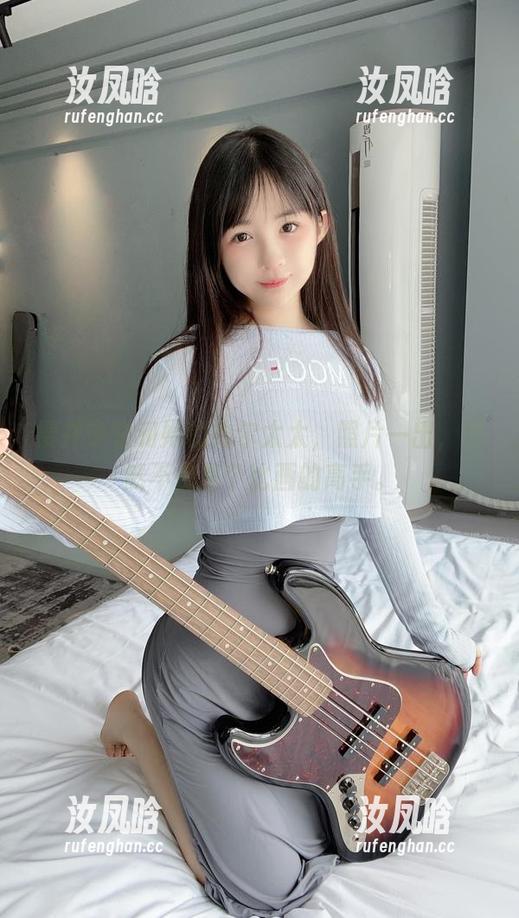 樱井宁宁和她的约尔太太，照片一出，果然不愧是个比画的高手。