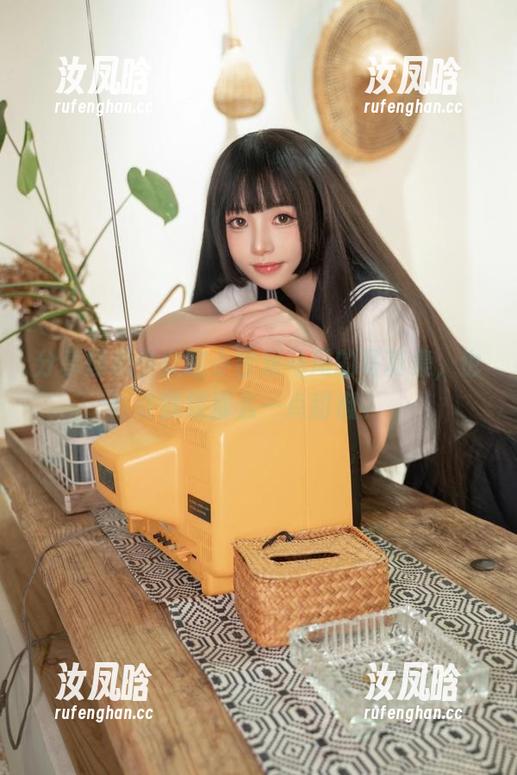 分享爆机少女喵小吉双马尾的写真集，也许就缺那么一点甜椒。