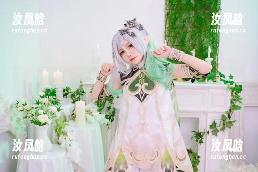 “爆机少女喵小吉女友”，合集里的每一帧都好像在打探我的心思
