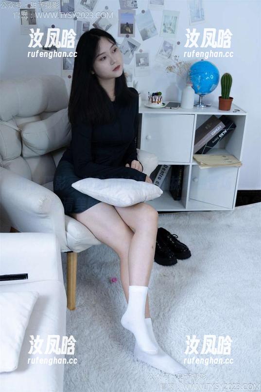 甜予摄影 - 静静和她的白棉袜震撼登场，高清美图让人人秒变看图党！