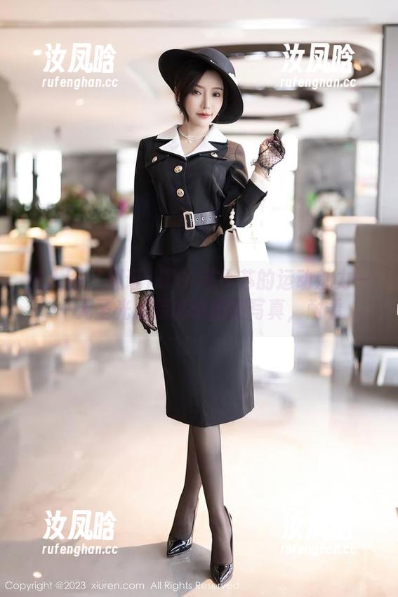 秀人网 - 见证YOYO苏小苏的运动魅力——无圣光加持的体操服写真，耐看
