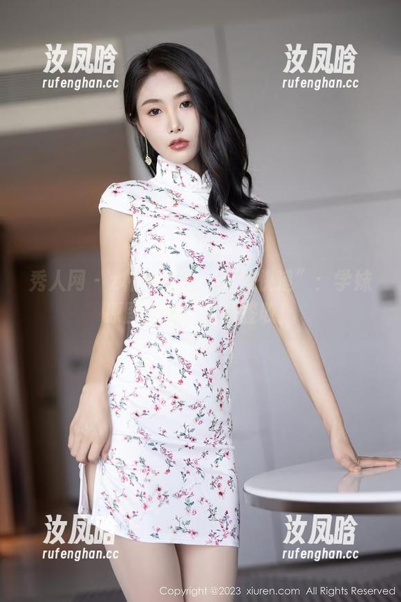 秀人网 - z杯悠悠的“福利快递”：学妹原图上线，快来签收！